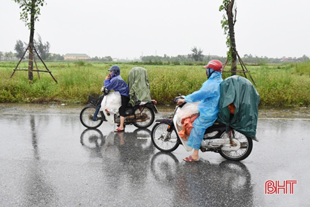 Đảm bảo lương thực, thực phẩm cho gần 17.000 người dân vùng cách ly ở Lộc Hà