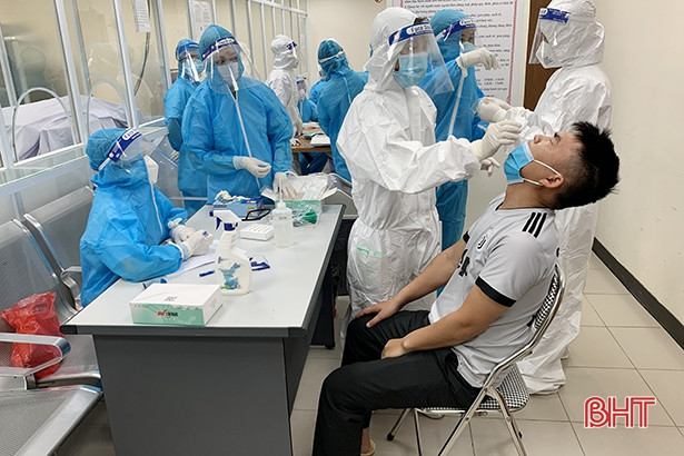 2.000 mẫu test nhanh Covid-19 của lao động Công ty Formosa Hà Tĩnh đều âm tính