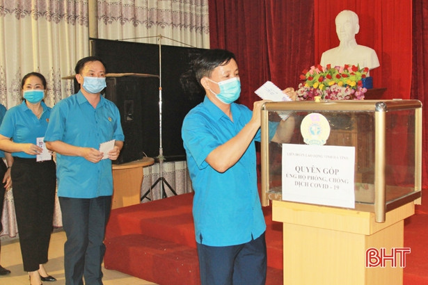 Hà Tĩnh đã tiếp nhận 22,8 tỷ đồng ủng hộ và đăng ký ủng hộ phòng, chống dịch Covid-19