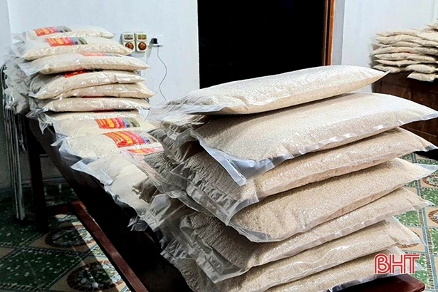 Người dân Kỳ Anh gửi gắm tình cảm, nguồn lực cho cuộc chiến chống dịch