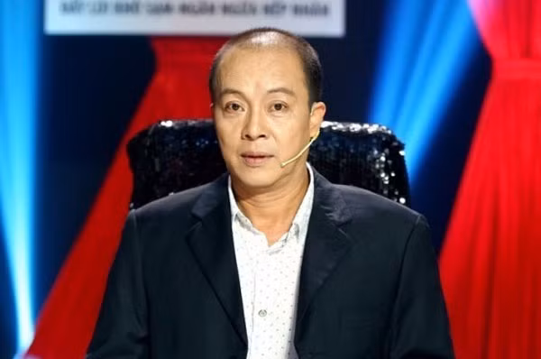 Nghệ sĩ Đức Hải bị miễn nhiệm chức phó hiệu trưởng