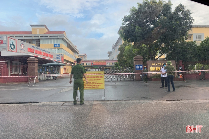 Phong tỏa tạm thời Bệnh viện Đa khoa Hà Tĩnh, 1 ngõ phố liên quan đến ca nghi nhiễm Covid-19