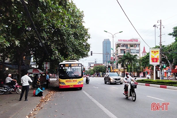 Nhiều tuyến xe buýt ở Hà Tĩnh tạm ngưng hoạt động do ảnh hưởng dịch Covid-19