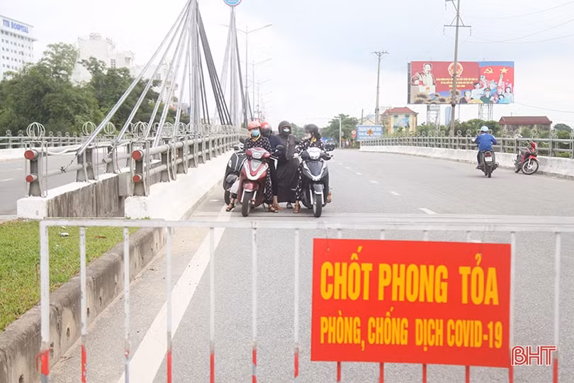 Người dân ở TP Hà Tĩnh không được phép di chuyển ra ngoài địa bàn để phòng, chống dịch