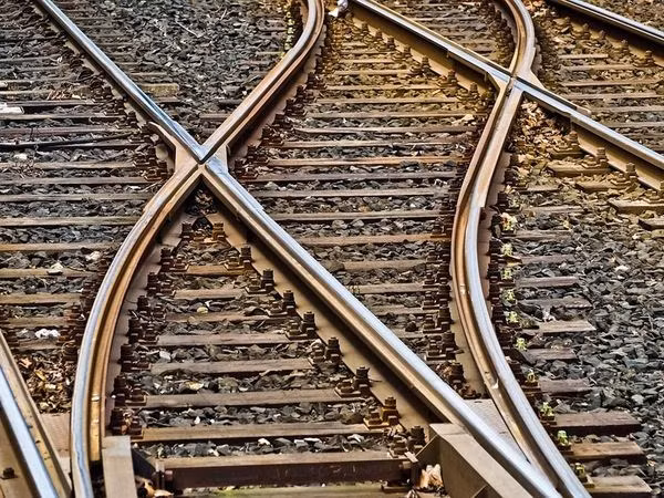 Pakistan: Hai đoàn tàu cao tốc đâm nhau, ít nhất 30 người thiệt mạng