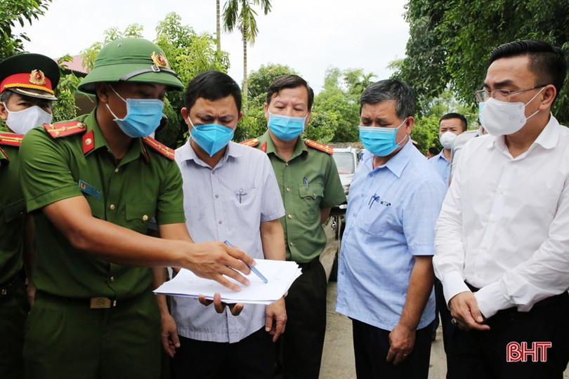 Hà Tĩnh quyết liệt, khẩn trương nhất để sớm cắt đứt chuỗi lây nhiễm Covid-19 ảnh 2 Hà Tĩnh quyết liệt, khẩn trương nhất để sớm cắt đứt chuỗi lây nhiễm Covid-19