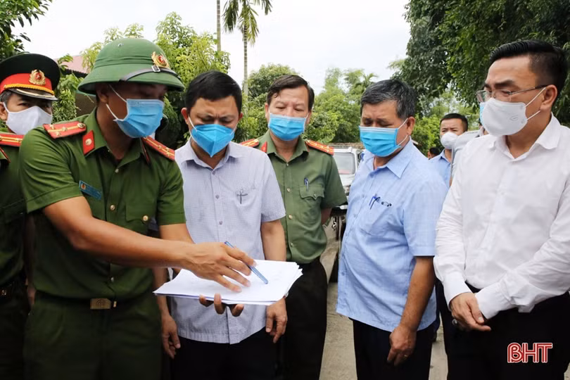 Hà Tĩnh quyết liệt, khẩn trương nhất để sớm cắt đứt chuỗi lây nhiễm Covid-19