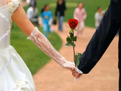 Truyện cười: Bệnh điếc