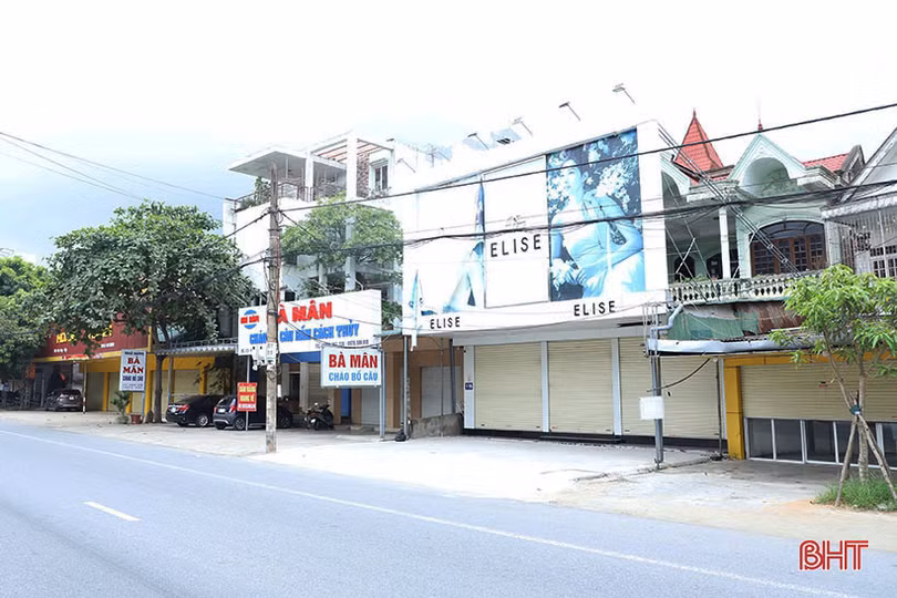 Dịch vụ không thiết yếu dừng hoạt động, hàng nhu yếu phẩm tiếp tục phục vụ Nhân dân