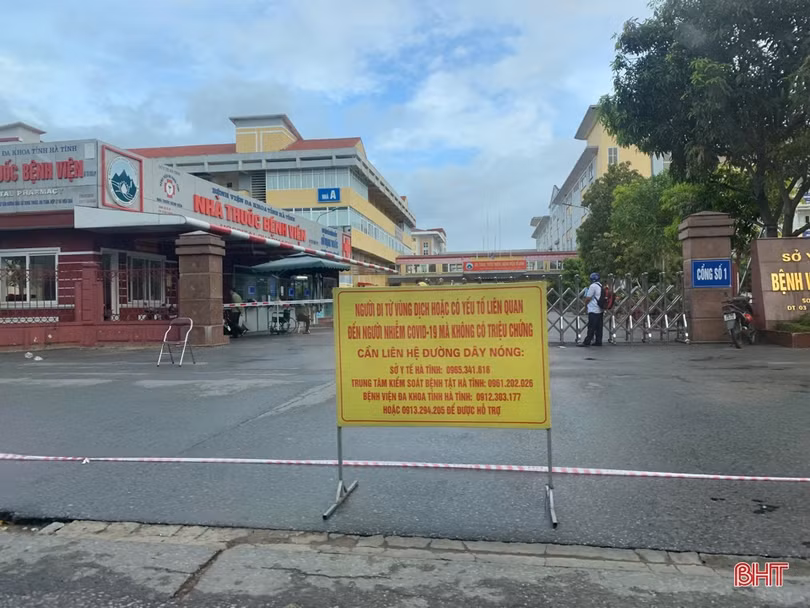 Phong tỏa tạm thời Bệnh viện Đa khoa Hà Tĩnh, 1 ngõ phố liên quan đến ca nghi nhiễm Covid-19