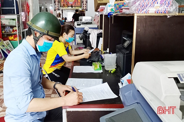 Xem nông dân Hà Tĩnh tiếp sức cho công tác phòng, chống Covid-19