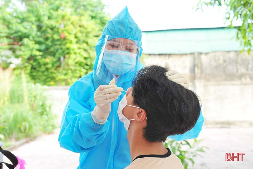 Hà Tĩnh có 839 F1 của 26 ca bệnh âm tính lần 1 với virus SARS-CoV-2