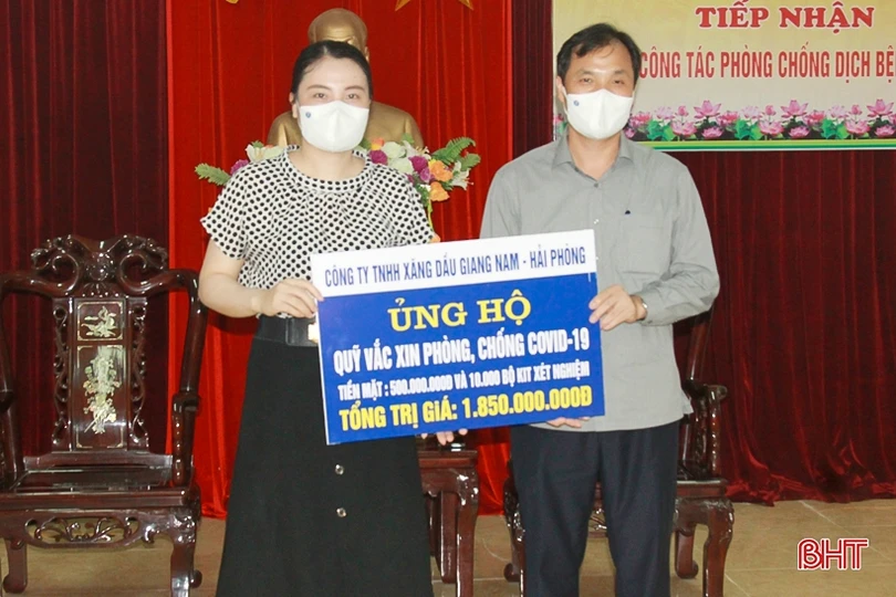 Nhiều doanh nghiệp, nhà hảo tâm hỗ trợ Hà Tĩnh phòng, chống dịch Covid-19