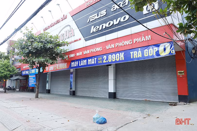 Dịch vụ không thiết yếu dừng hoạt động, hàng nhu yếu phẩm tiếp tục phục vụ Nhân dân