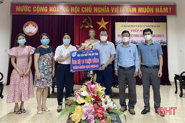 Nhiều nhà hảo tâm tiếp tục ủng hộ Hà Tĩnh phòng, chống dịch Covid-19