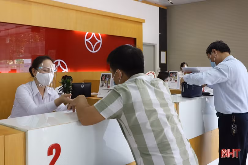 Hệ thống ngân hàng Hà Tĩnh siết chặt phòng dịch Covid-19