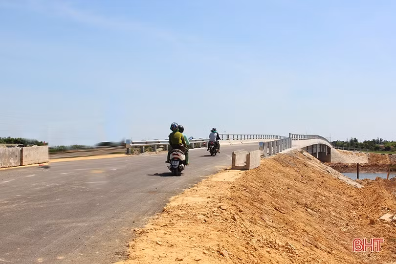 Biển Thiên Cầm, hồ Kẻ Gỗ sẽ đưa du lịch Cẩm Xuyên “cất cánh”