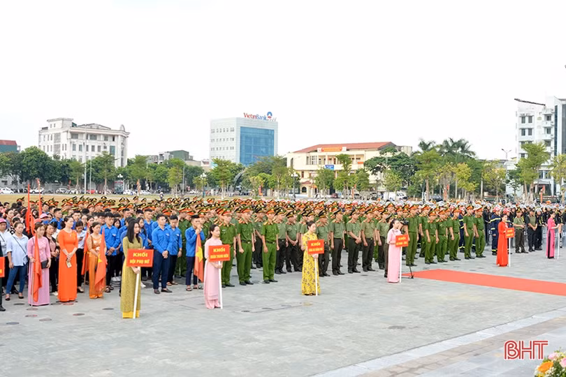 Chủ tịch UBND tỉnh Hà Tĩnh: Không để xảy ra đột xuất, bất ngờ, phức tạp về an ninh trật tự