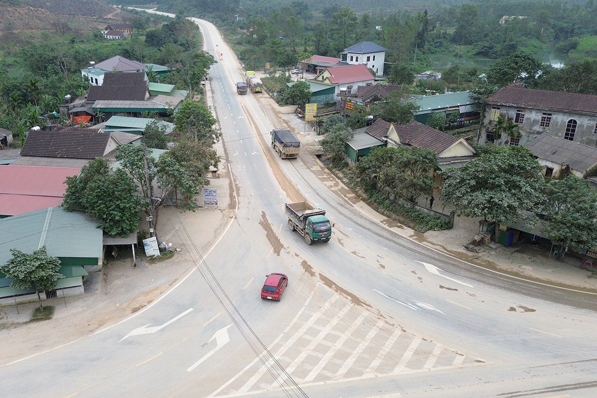 xe-tai-dai-nao-tinh-lo-550-6ab.jpg