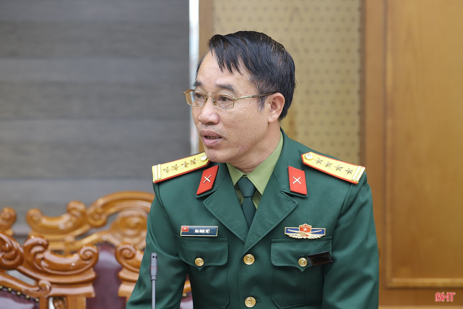 bqbht_br_xuan-bien-phong-am-long-dan-ban-2.jpg