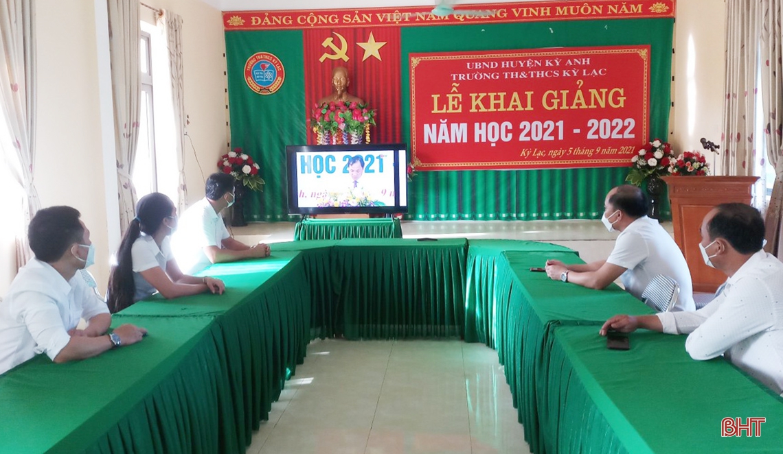 Hà Tĩnh khai giảng năm học mới, truyền hình trực tiếp từ Trường THCS Lê Văn Thiêm
