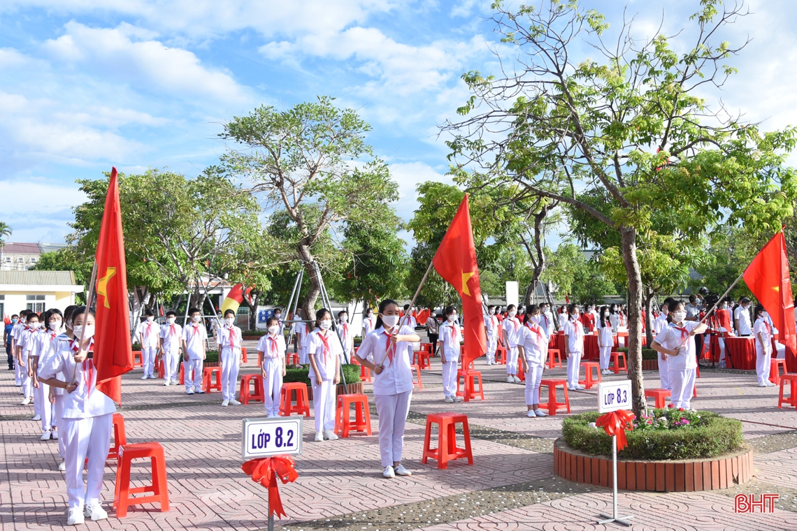 Hà Tĩnh khai giảng năm học mới, truyền hình trực tiếp từ Trường THCS Lê Văn Thiêm