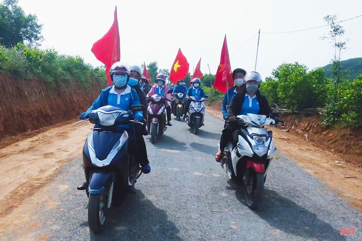 Hà Tĩnh náo nức cờ hoa, lòng người rộn rã hướng về ngày hội non sông