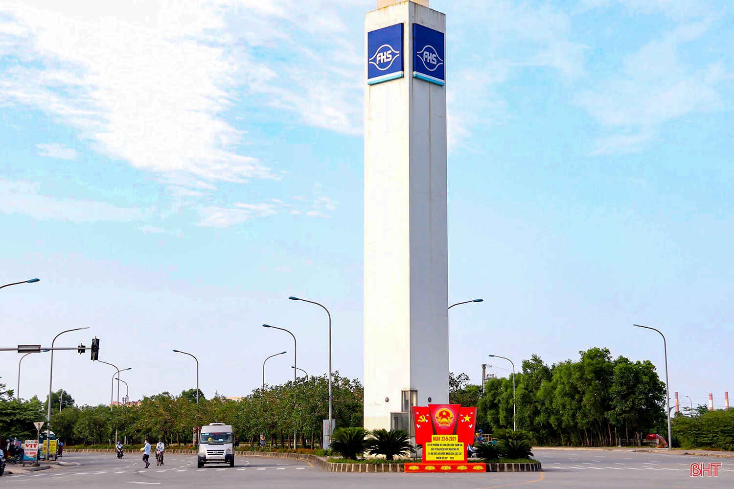 Hà Tĩnh náo nức cờ hoa, lòng người rộn rã hướng về ngày hội non sông