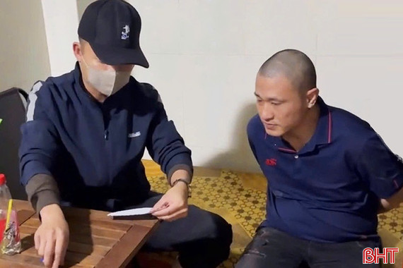 Khởi tố 2 đối tượng tổ chức sử dụng trái phép ma túy