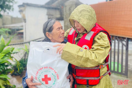 Có một Hà Tĩnh nghĩa tình trong bão lũ