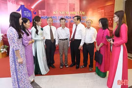 Một mùa kỷ niệm, muôn điều gửi trao