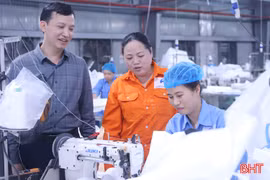 Người “truyền lửa” cho hơn 400 công nhân Công ty Bao bì Sông La Xanh