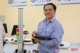 Học nghề ở Hà Tĩnh, chàng trai Khánh Hòa chinh phục danh hiệu “Sinh viên 5 tốt”