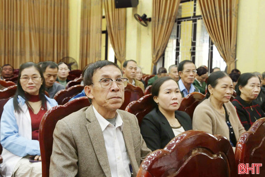 Nâng cao kỹ năng truyền thông cho cán bộ cơ sở phường Vũng Áng