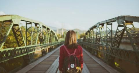 92% chúng ta sẽ hối tiếc vì khi còn trẻ không đủ nỗ lực, dẫn đến chẳng làm được việc gì ra trò mot mai khi tuoi gia chung ta se hoi tiec dieu gi nhat