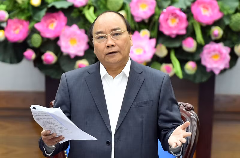 Thủ tướng nhấn mạnh phải tận dụng cơ hội, phải có giải pháp hạn chế thách thức của cuộc cách mạng công nghiệp lần thứ 4. Ảnh: VGP/Quang Hiếu tranh tinh trang cho nao cung noi cach mang cong nghiep 4 0 nhung khong biet lam gi