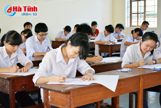 bo gd dt cong bo duong day nong ve thi va tuyen sinh nam 2017