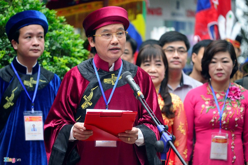 chu tich nuoc dang huong tuong niem cac vua hung