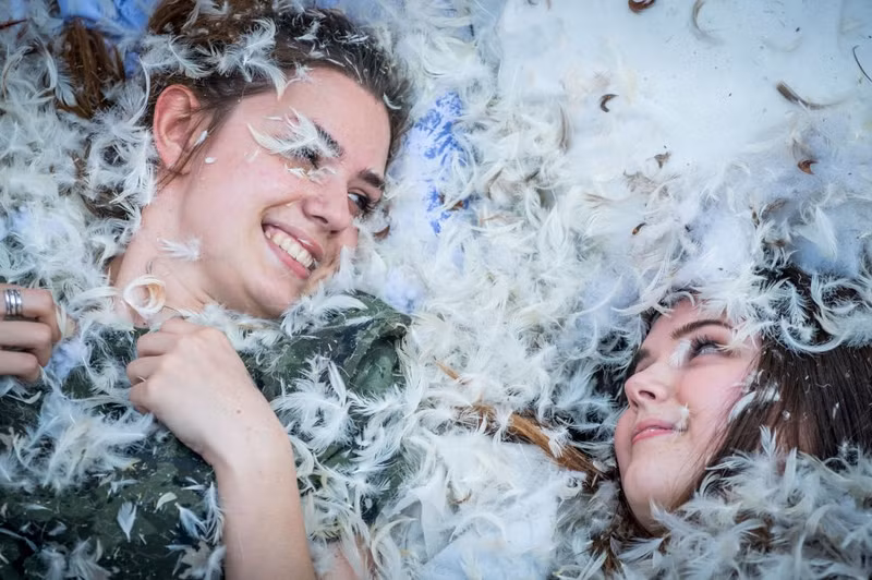 photo xa stress voi ngay hoi dap goi o khap noi tren the gioi