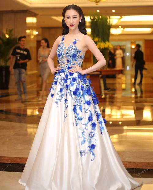 10 my nhan viet mac dep nhat tuan