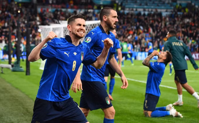 Chân dung nhà vô địch EURO 2020: Italia & màn lột xác ngoạn mục