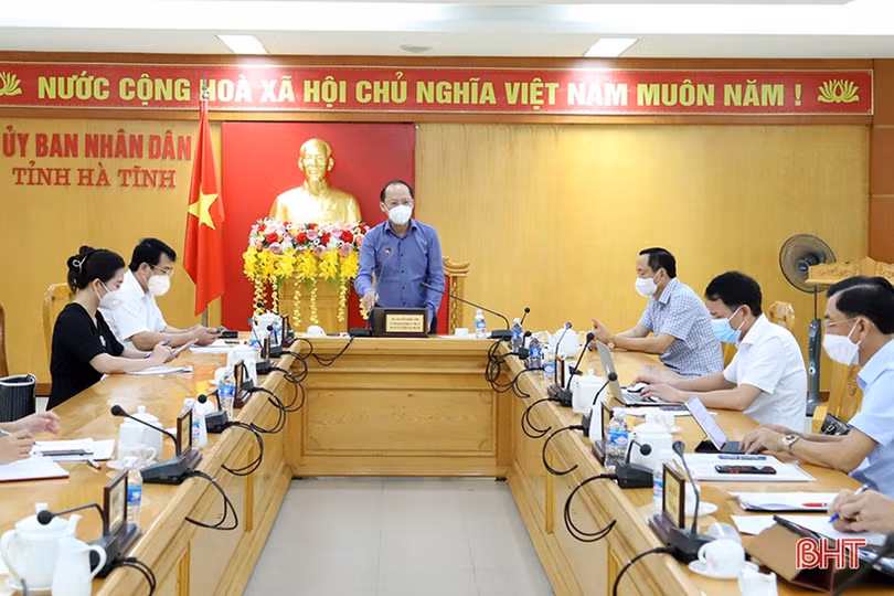 Hoàn thiện các nội dung UBND tỉnh trình Kỳ họp thứ 2 HĐND tỉnh Hà Tĩnh