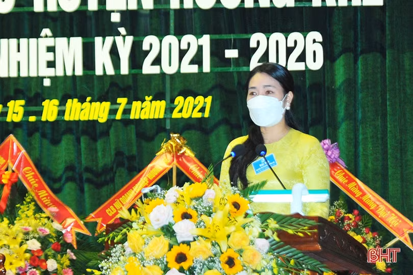 Bà Trương Thị Hằng tái cử Chủ tịch Hội LHPN huyện Hương Khê