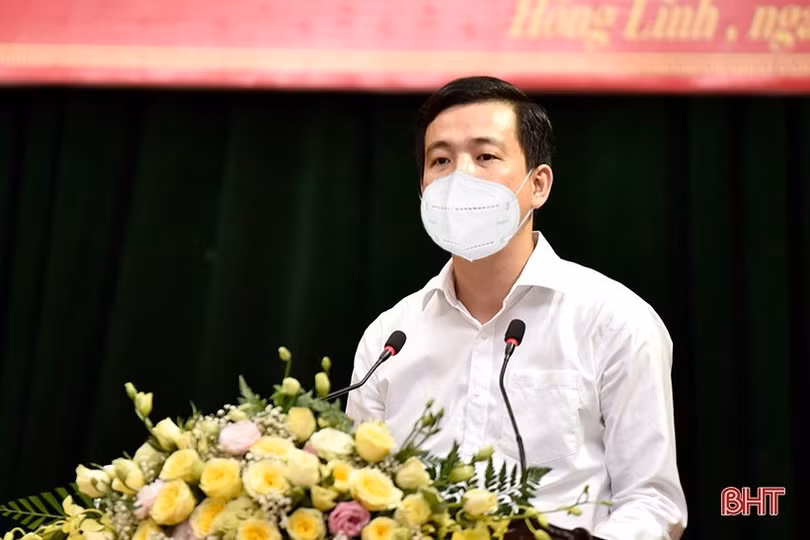 TX Hồng Lĩnh khen thưởng các tập thể, cá nhân có thành tích xuất sắc trong công tác bầu cử