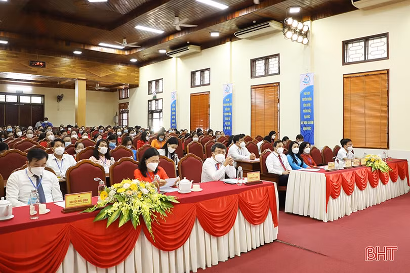 Xây dựng người phụ nữ Thành Sen “Năng động, trách nhiệm, văn minh, thân thiện”