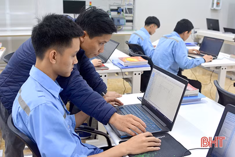 Lắng nghe ý kiến cử tri để ban hành cơ chế, chính sách sát thực tiễn