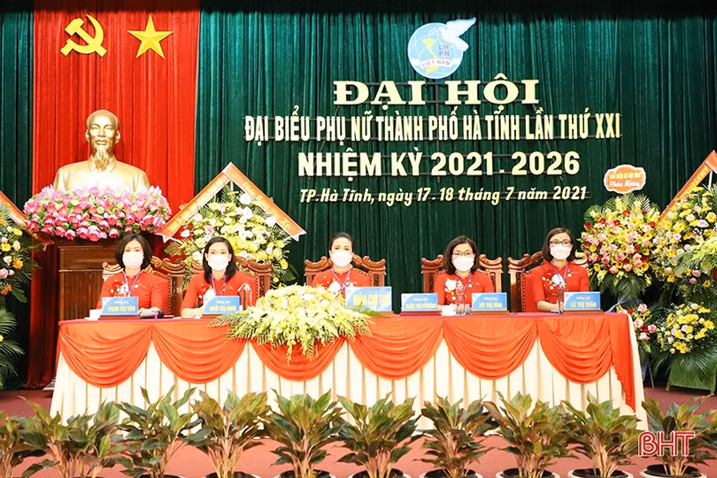 Xây dựng người phụ nữ Thành Sen “Năng động, trách nhiệm, văn minh, thân thiện”