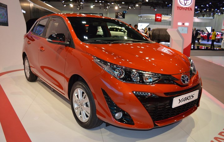can canh toyota yaris moi ra mat gia chi tu 374 7 trieu dong