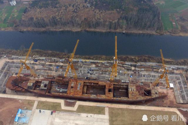 trung quoc dong ban sao tau titanic cam ket khong chim