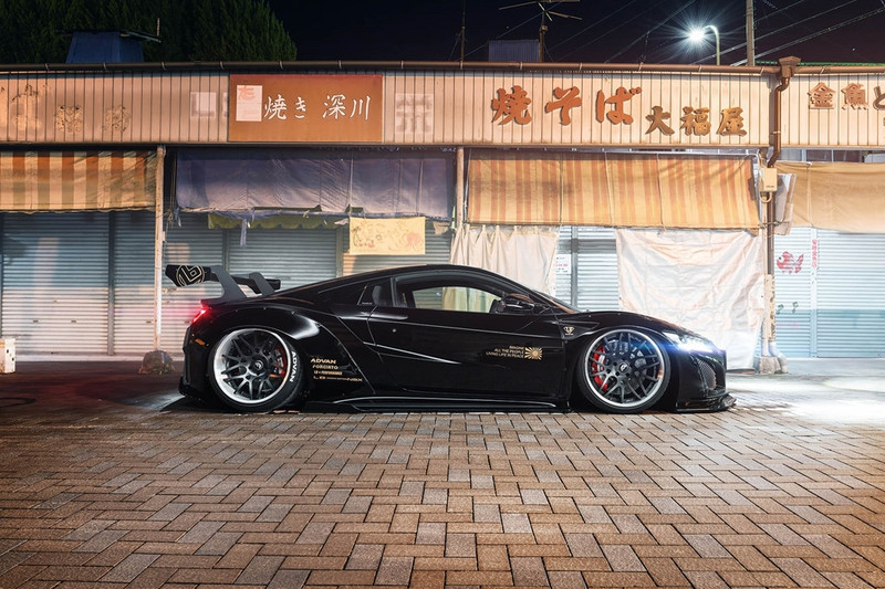 honda nsx xe the thao duong pho phong cach chien dau co